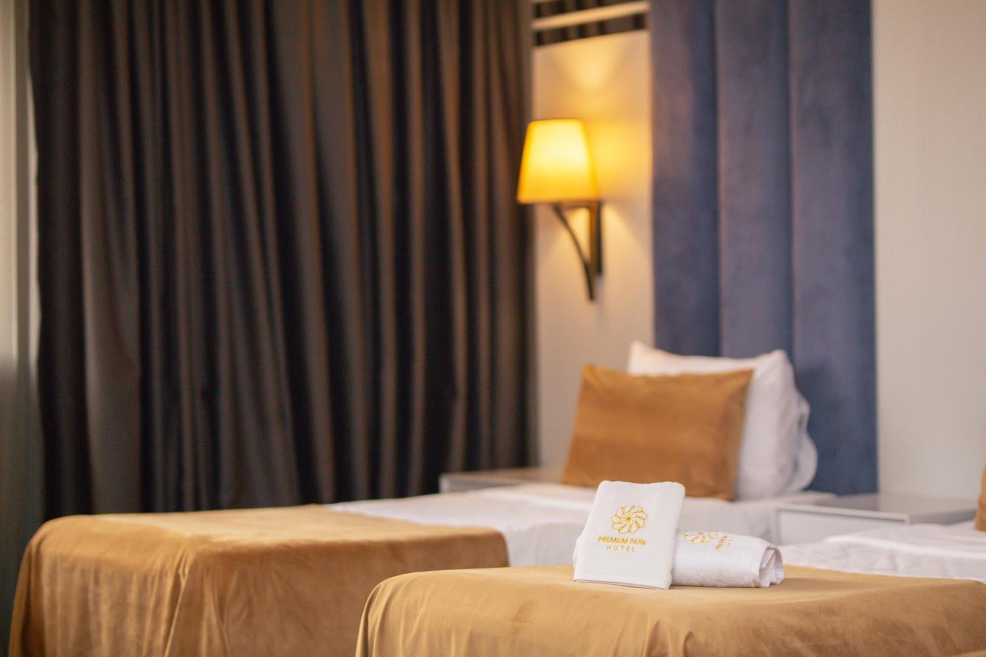 Premium Park Hotel Baku Zewnętrze zdjęcie